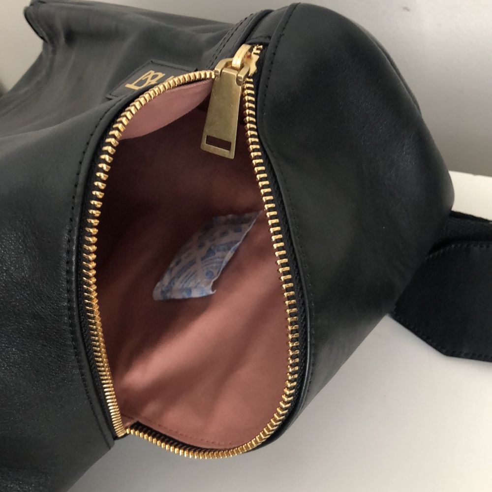 H&T Leather Backpack - Picture 11 of 12
